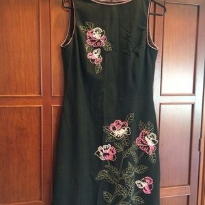 Karen Kane dress, black with pink flowers, knee-length, size 6, sleeveless